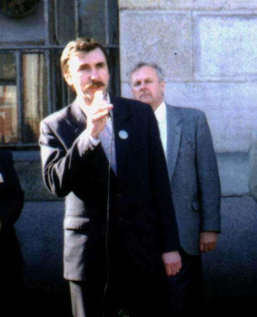 П.Цыпленков и А.Собчак открывают площадь академика Сахарова в Санкт-Петербурге. Май 1996.
